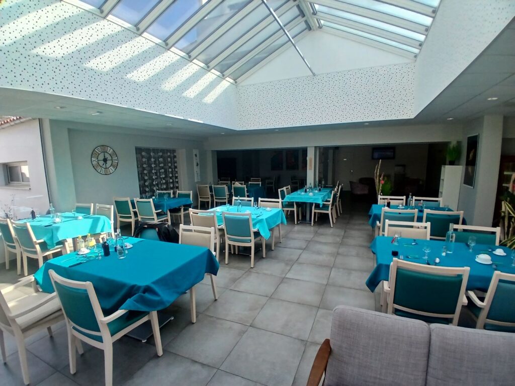 SALLE RESTAURATION